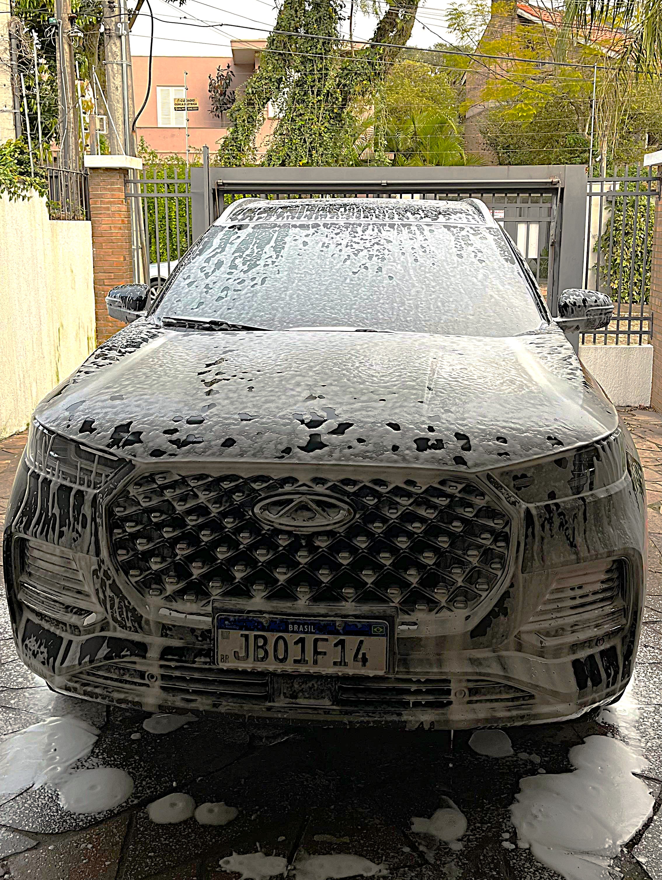 Outro carro azul detalhado